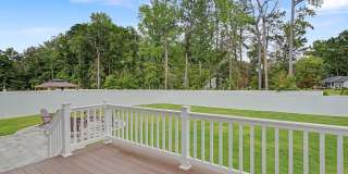 Stunning 2023-4 Bedroom plus guest room Home in Bulls Run! Gallery 15