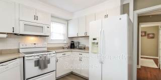 2203 Maywood St. Gallery 9