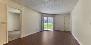 Meadow Glen Apartments Gallery 72