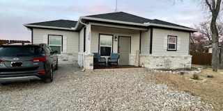 1006 Wooded Hollow Court - 106 Gallery 1