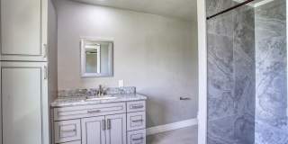 911 SW 3rd Avenue Gallery 22