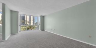 660 ISLAND Way Gallery 24