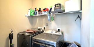 Minutes to the Beach! Conveniently located between Jacksonville & Wilmington Gallery 17