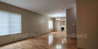 1108 NE Beaumont Ln Gallery 4