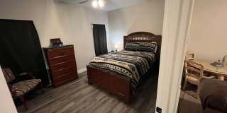 4717 121st Place- Garage Apt. MOVE IN SPECIAL! Gallery 5