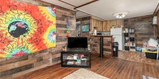 102 3rd Street Gallery 10