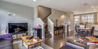 GREAT LOCATION!! Stunning 3BD/3.5BA luxury 4-level townhouse! Gallery 14