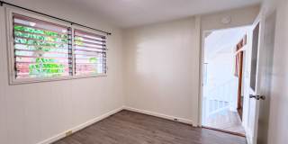 RENOVATED 3BR/ 2.5BATH House in Pearl City! Gallery 21