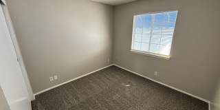 Charming 2Bed/1Bath 2nd Floor Condo located in Duck Creek Village - $500 Off Move in Fees! Gallery 17