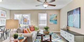 1308 LAKE SHORE Boulevard Gallery 8