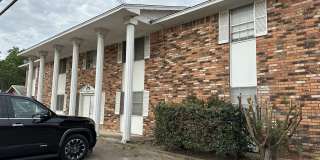 1004 Indian Trail - B Gallery 1
