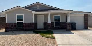Pre leasing for July: Upland West. Gallery 1