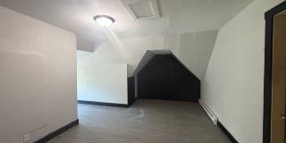 317 Earl St Gallery 9