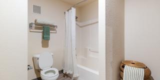 Woodland Flats Gallery 127