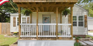 202 N Jackson Street Gallery 2