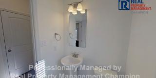 Spacious Home with Fenced Back Yard Convenient to Camp Lejeune Gallery 15