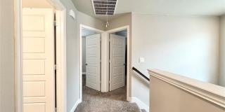 5000-5002 Villas Drive Gallery 23