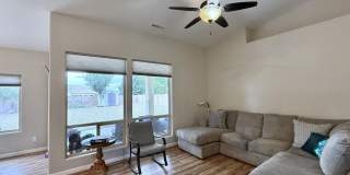 6622 E Farmstead Road Gallery 10