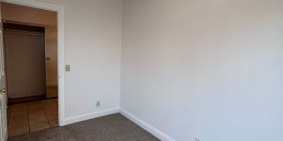 OCEAN BEACH - Spacious 2 bedroom with bonus room/office property close to OB Park & More! Gallery 18