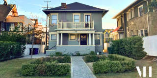 Expansive Six Bedroom House Steps from USC Campus! Gallery 1