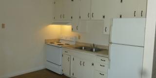 Garden Square Apartments    2 Bedroom 1 Bath Gallery 22