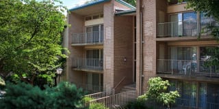 Tysons Glen and Devonshire Square Apartments & Townhomes Gallery 3