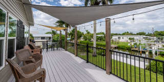 SEASONAL /SHORT-TERM- WATERFRONT- PET FRIENDLY Gallery 1