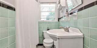 1422 Lively Ridge Road NE Gallery 18