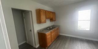 Charming 3-Bedroom Property in Prime Location Gallery 13