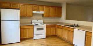 Four Bedroom Home with Extra Space! Gallery 5