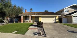 Beautifully Maintained 4Bd/2Ba Home w/Large Back Yard and Fruit Trees! Gallery 1