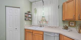 2036 SE Avon Park Drive Gallery 21