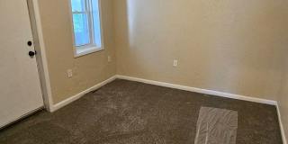 3 Bedroom Home with Fenced Yard & Central Air 3 Bedroom Home with Fenced Yard & Central Air Gallery 4