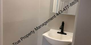 Spacious 5 Bedroom Home with Large Backyard & In-Unit Washer/Dryer Gallery 9