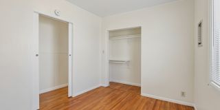 3Bd/2ba Home w/parking in Santa Monica Gallery 32
