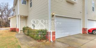 PRELEASING NOW FOR JULY 2026! Amazing 3 Bed/2.5 Bath/2-Car Garage Condo Minutes from Campus! Gallery 3