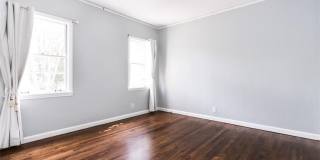 132 Garden Lane Gallery 8