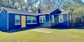 Charming 2-Bedroom, 2-Bath Seminole Heights Home on large corner lot! Gallery 1