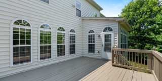 15436 SYMONDSBURY Way Gallery 49