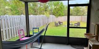Beautiful 3 bedroom/ 2 bathroom home on the Northside- Pet Friendly!! Gallery 19