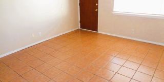 Cute Single Level Northeast Home With Refrigerated Air Located In Quiet Neighborhood Gallery 5