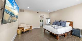 80504 Pebble Beach Gallery 29