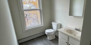 28 Garnet Street Gallery 11