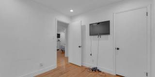 91 SECOND Street Gallery 23