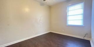Bulldog Crossing Gallery 38