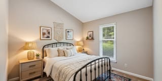 Jamestown Manor Apartments Gallery 13