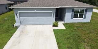 Beautiful 4-Bedroom, 2-Bath Home in Vero Lake Estates – A True Gem! Gallery 1