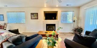 1-BR Available for Long Term Rental in Coveted Las Palmas Community Gallery 11