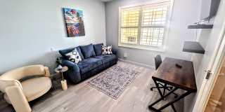 Annual Turnkey 3/3 penthouse on waterfront in Osprey Gallery 25