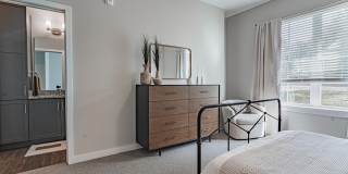 The NinetyNine Gallery 19